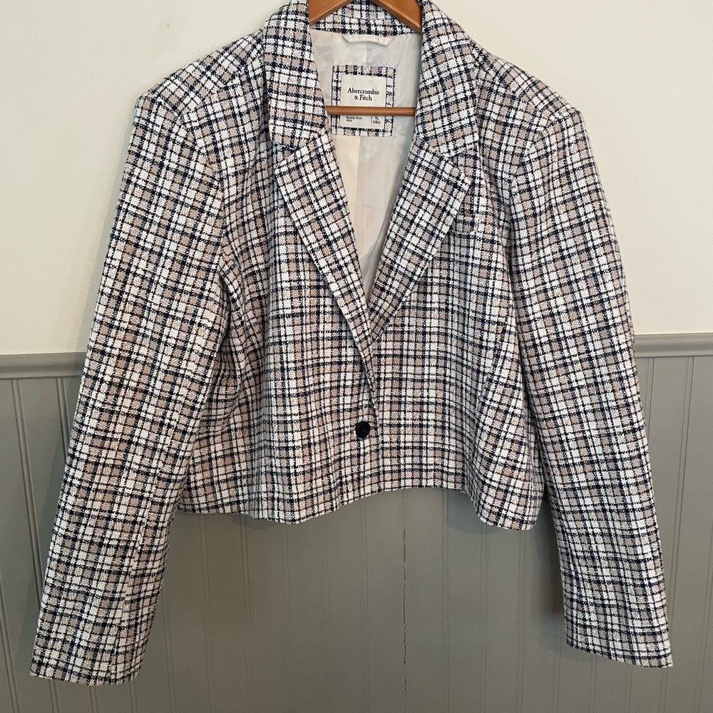 Abercrombie cropped tweed oversized blazer